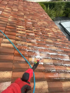 Application hydrofuge toiture
